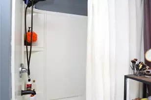 654 Broadway, Esopus, NY 12429 - Photo 15