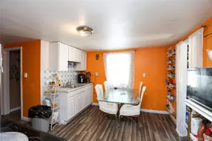 654 Broadway, Esopus, NY 12429 - Photo 7