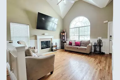 131 Forrest Avenue, Shirley, NY 11967 - Photo 5