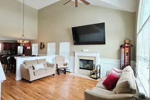 131 Forrest Ave, Shirley, NY 11967 - Photo 9