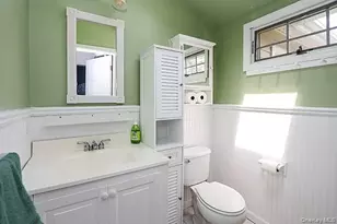 14 Lincoln Rd, Hampton Bays, NY 11946 - Photo 25