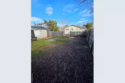 14 Lincoln Road, Hampton Bays, NY 11946 - Photo 21