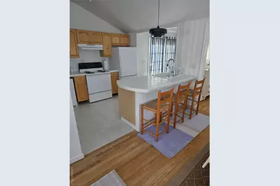 14 Lincoln Road, Hampton Bays, NY 11946 - Photo 7