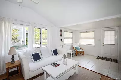14 Lincoln Road, Hampton Bays, NY 11946 - Photo 29