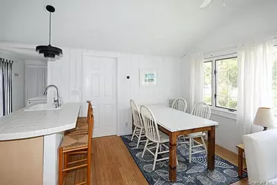 14 Lincoln Road, Hampton Bays, NY 11946 - Photo 13