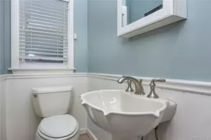 28 Lincoln Ave, Massapequa, NY 11758 - Photo 13