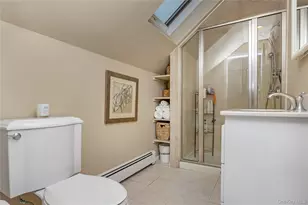 28 Lincoln Ave, Massapequa, NY 11758 - Photo 21