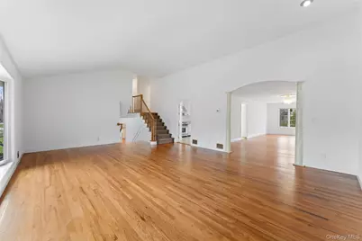 10 Cherry Lane, Scarsdale, NY 10583 - Photo 17