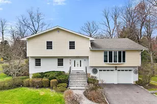 10 Cherry Ln, Scarsdale, NY 10583 - Photo 3