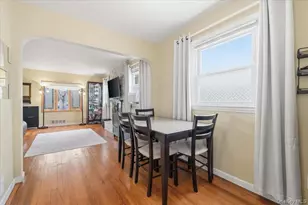 196 William St, Williston Park, NY 11596 - Photo 7