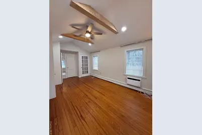 35 Youngs Hill Road, Huntington, NY 11743 - Photo 11