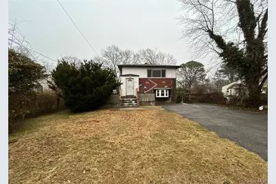 1181 Ocean Avenue, Bay Shore, NY 11706 - Photo 1