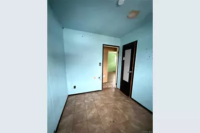 1181 Ocean Avenue, Bay Shore, NY 11706 - Photo 7