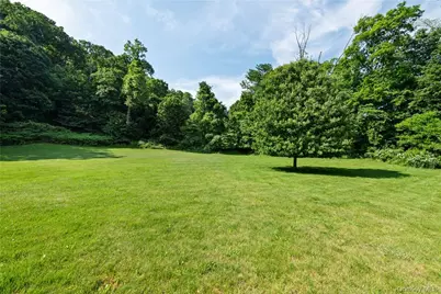 40 Old Post Road, Bedford Corners, NY 10549 - Photo 23