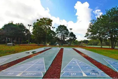 65A Village Circle S, Manorville, NY 11949 - Photo 33