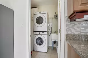 3015 Molly Pitcher Dr, New Windsor, NY 12553 - Photo 35