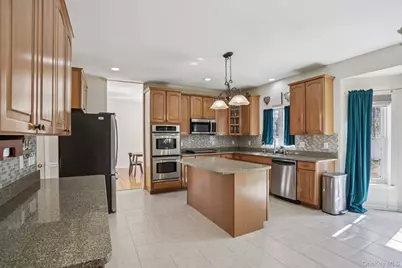 3015 Molly Pitcher Drive, New Windsor, NY 12553 - Photo 11