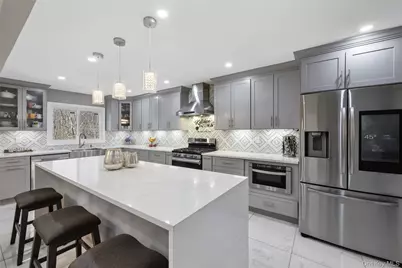 1061 Fordham Lane, Woodmere, NY 11598 - Photo 11