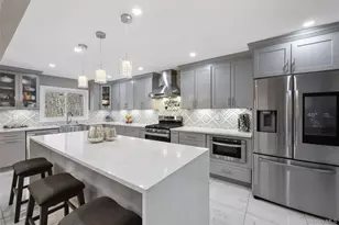 1061 Fordham Ln, Woodmere, NY 11598 - Photo 11