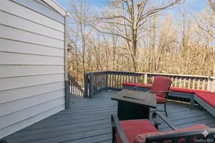 1061 Fordham Ln, Woodmere, NY 11598 - Photo 7