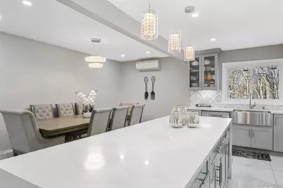 1061 Fordham Lane, Woodmere, NY 11598 - Photo 15