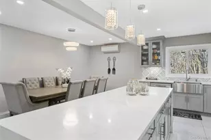 1061 Fordham Ln, Woodmere, NY 11598 - Photo 15