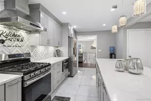 1061 Fordham Ln, Woodmere, NY 11598 - Photo 13