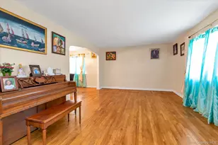 112 Ann St, Valley Stream, NY 11580 - Photo 3