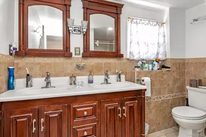 112 Ann Street, Valley Stream, NY 11580 - Photo 11