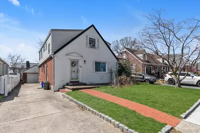 112 Ann Street, Valley Stream, NY 11580 - Photo 23