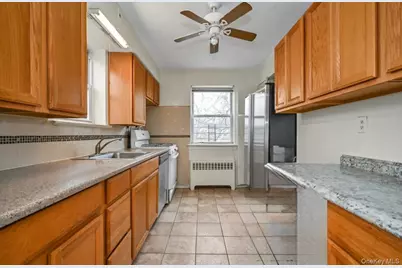 141-02 Jewel Avenue, Kew Gardens, NY 11367 - Photo 5