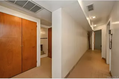 141-02 Jewel Avenue, Kew Gardens, NY 11367 - Photo 19