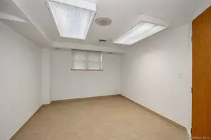 141-02 Jewel Ave, Kew Gardens, NY 11367 - Photo 21