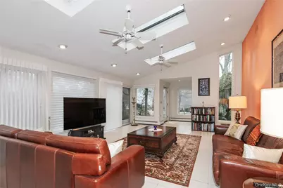 1 The Brae, Woodbury, NY 11797 - Photo 15