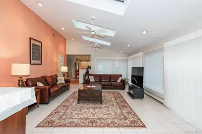 1 The Brae, Woodbury, NY 11797 - Photo 17