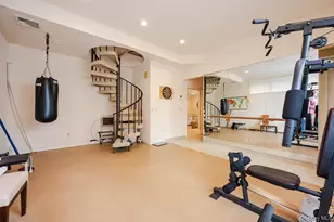 40 Cayuga Ave, Atlantic Beach, NY 11509 - Photo 15