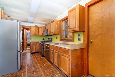 530 Chase Road, Yorktown Heights, NY 10598 - Photo 11