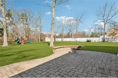 4 Clinton Avenue, Bellport, NY 11713 - Photo 31