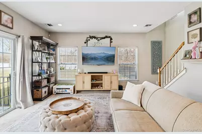 4 Clinton Avenue, Bellport, NY 11713 - Photo 11