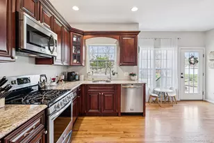 4 Clinton Ave, Bellport, NY 11713 - Photo 13