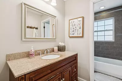 4 Clinton Avenue, Bellport, NY 11713 - Photo 23