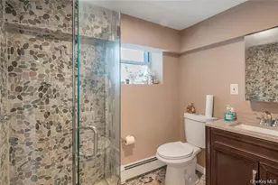 3713 Willett Ave, Bronx, NY 10467 - Photo 17