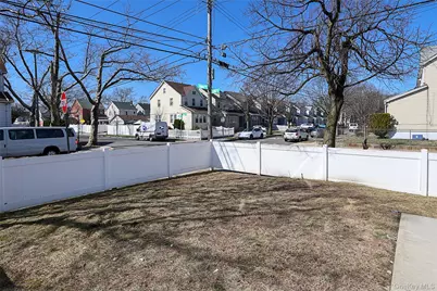 24101 Caney Road, Rosedale, NY 11422 - Photo 25