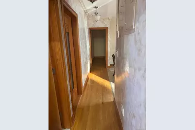 138-54 Hoover Avenue #3R, Briarwood, NY 11425 - Photo 3