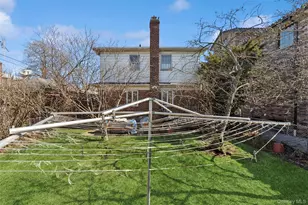 69-12 Cloverdale Blvd, Oakland Gardens, NY 11364 - Photo 5