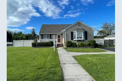 33 Maple Avenue, Kings Park, NY 11754 - Photo 1