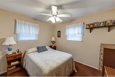 33 Maple Avenue, Kings Park, NY 11754 - Photo 21