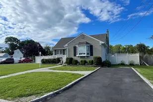 33 Maple Ave, Kings Park, NY 11754 - Photo 33