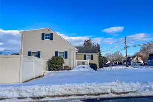 33 Maple Ave, Kings Park, NY 11754 - Photo 37