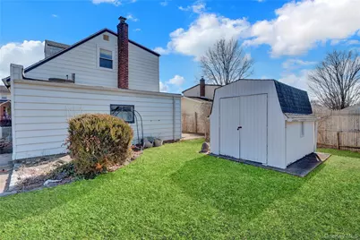 258 Belmont Avenue, East Meadow, NY 11554 - Photo 21